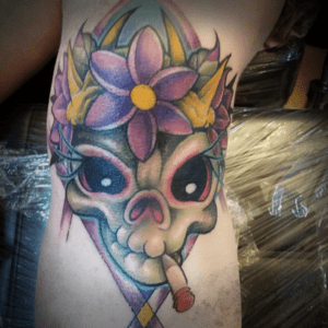 Tattoo Smoking Comic Flower Skull